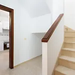 Tenohomes Warm And Comfortable Stay, Silos Hébergement de vacances