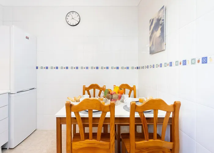 Tenohomes Warm And Comfortable Stay, Silos Лос-Силос