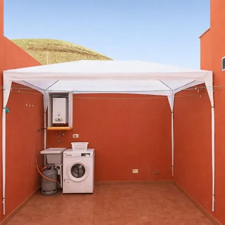 Tenohomes Warm And Comfortable Stay, Silos *