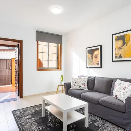 Tenohomes Warm And Comfortable Stay, Silos Сasa de vacaciones *