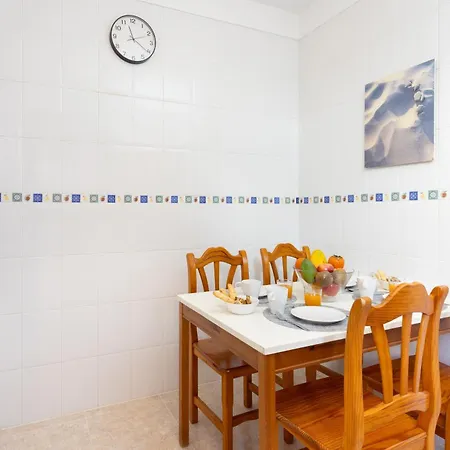 Tenohomes Warm And Comfortable Stay, Silos *